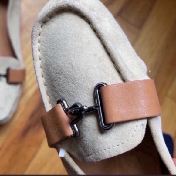 UGG Leather Suede Cream Tan Aven Loafers 6 - Picture 3 of 9